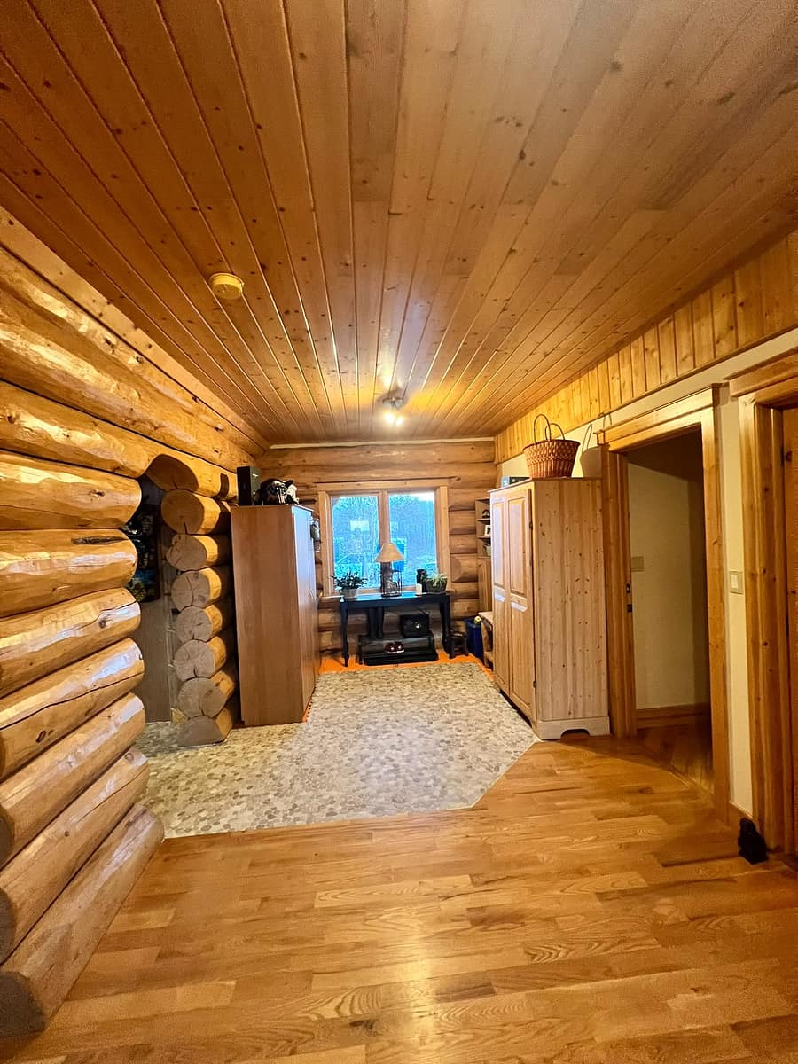 Custom Log Home Interior Renovation